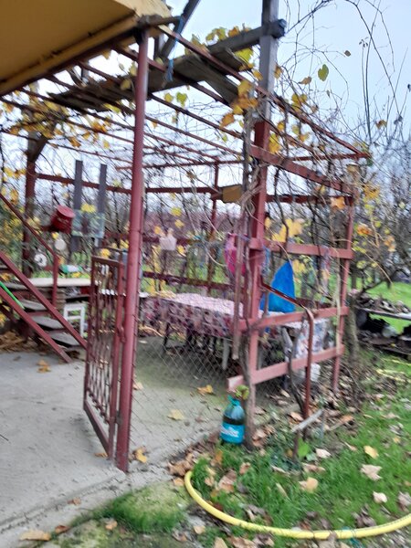 BARCANESTI (IL) - SE VINDE CASA + TEREN 16K MP